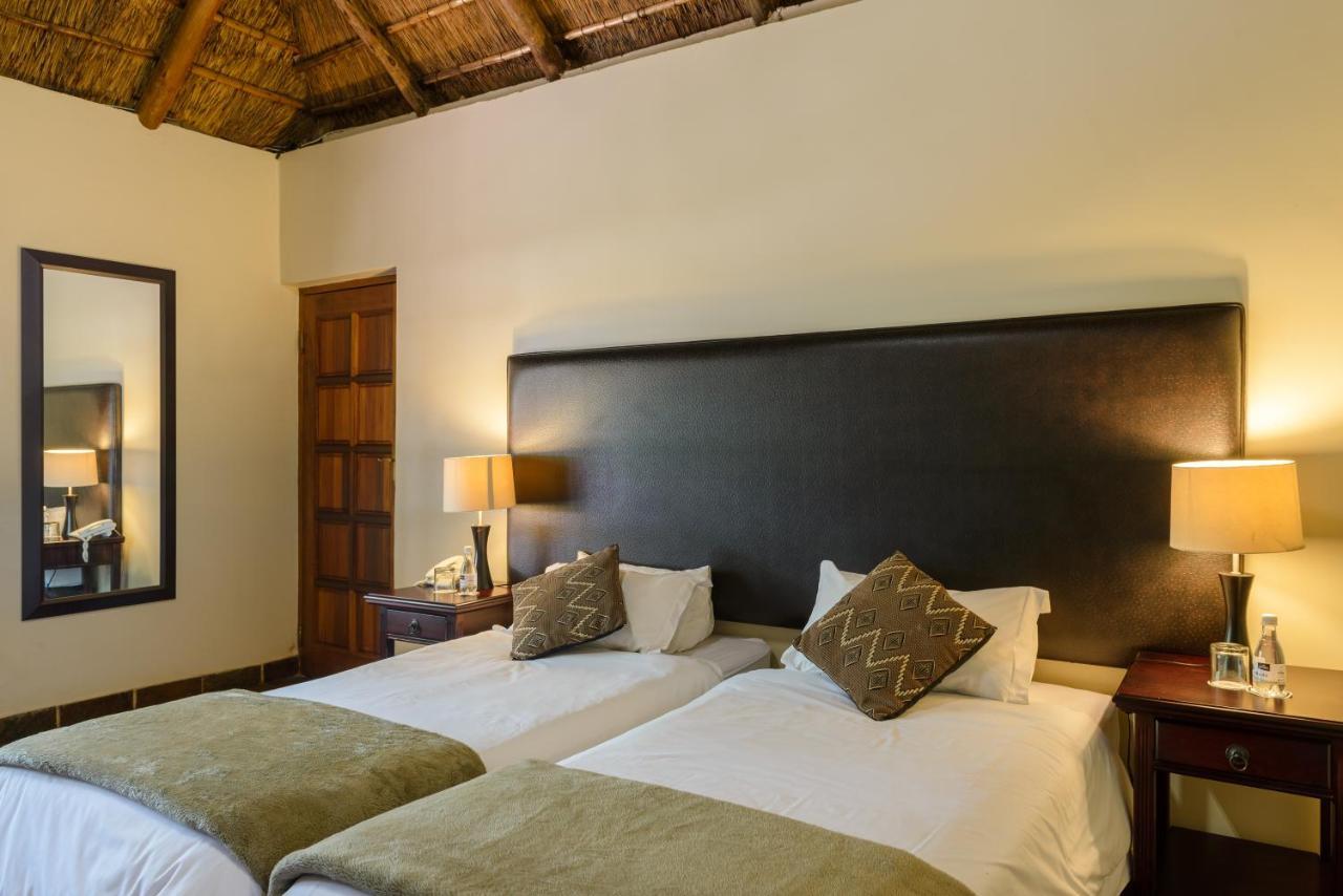 Mongena Private Game Lodge Rust de Winter Dış mekan fotoğraf